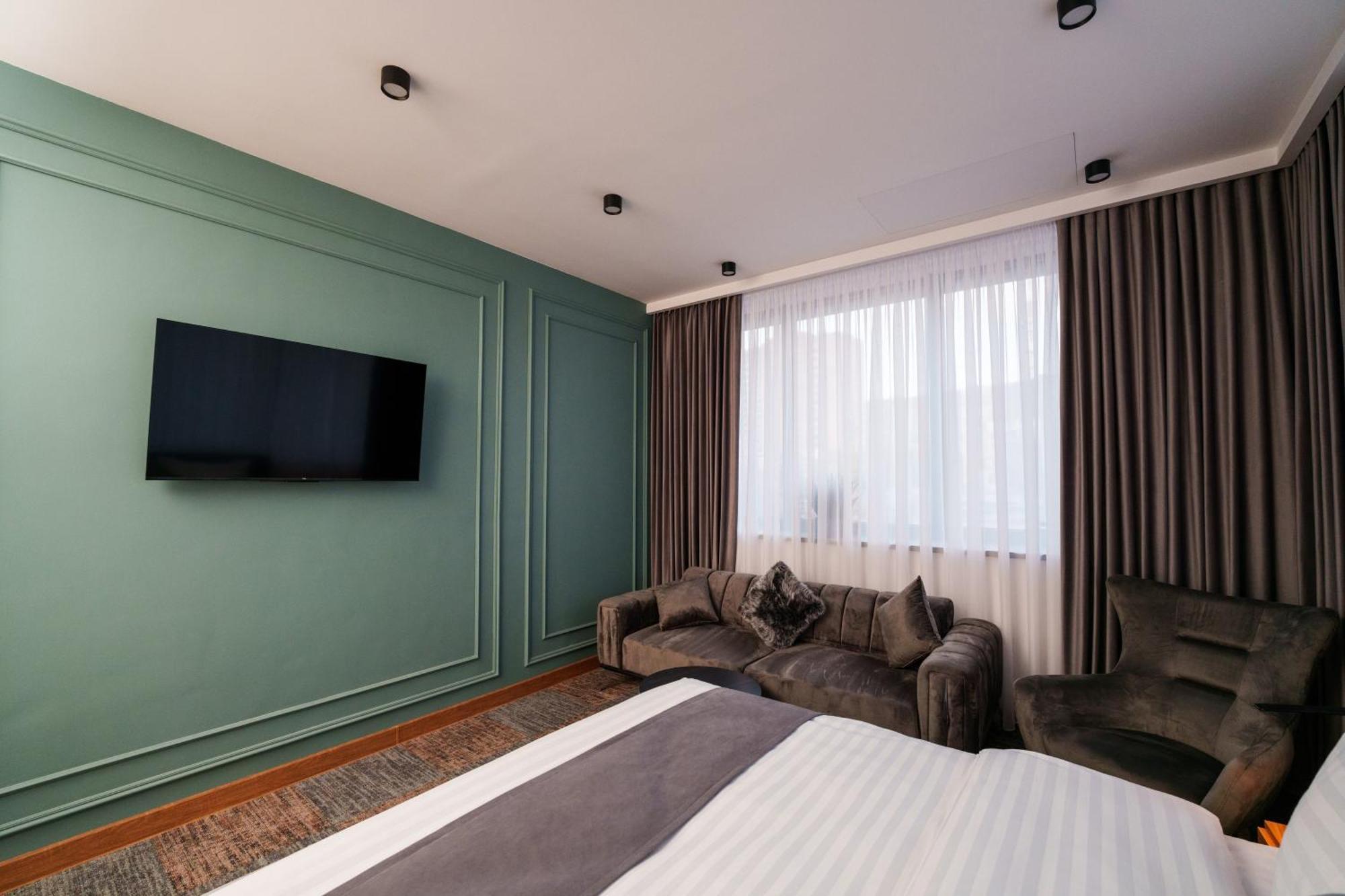 Revive Boutique Hotel Yerevan Quarto foto