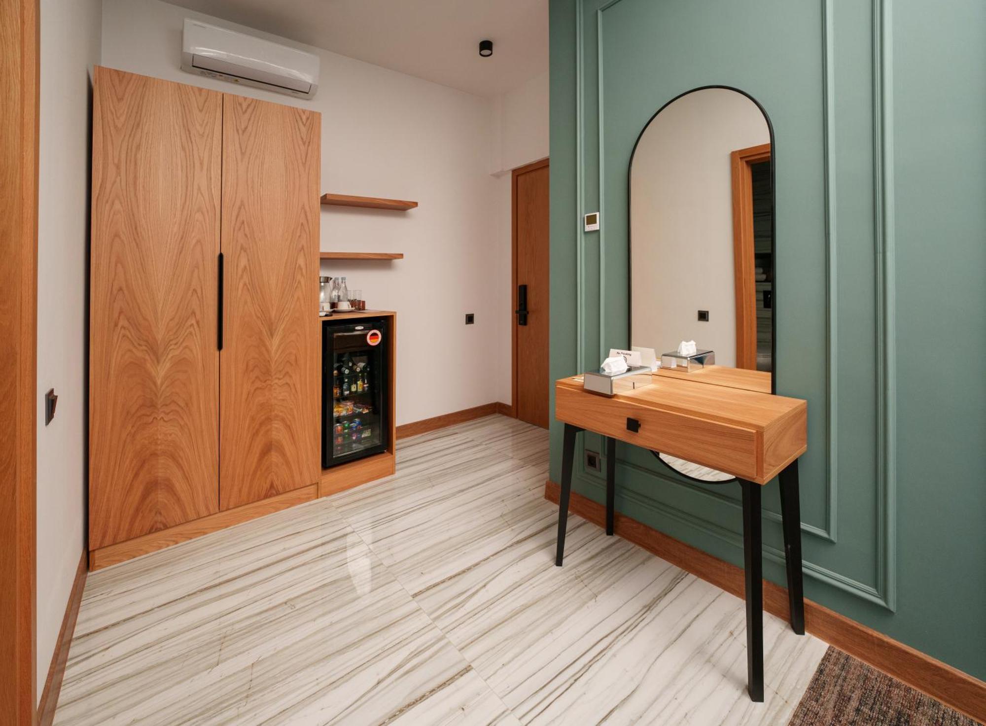 Revive Boutique Hotel Yerevan Quarto foto