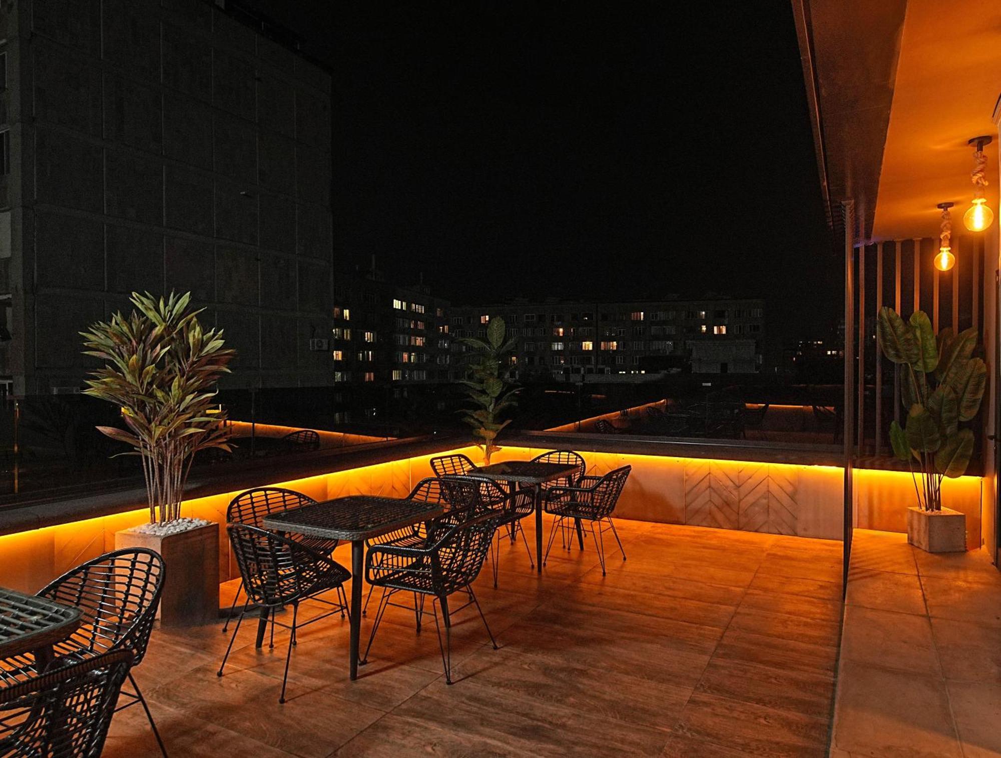 Revive Boutique Hotel Yerevan Exterior foto